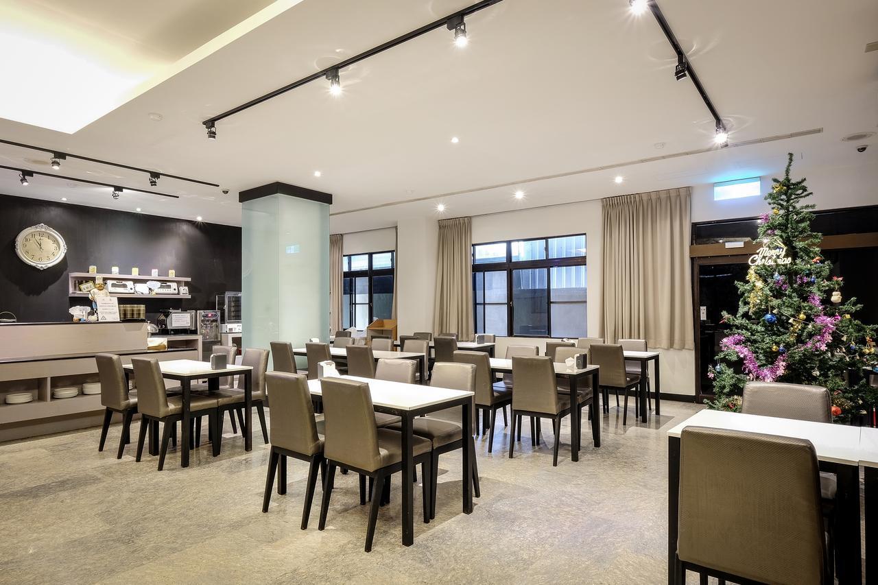 Country Garden Hotel Chiayi Exterior foto