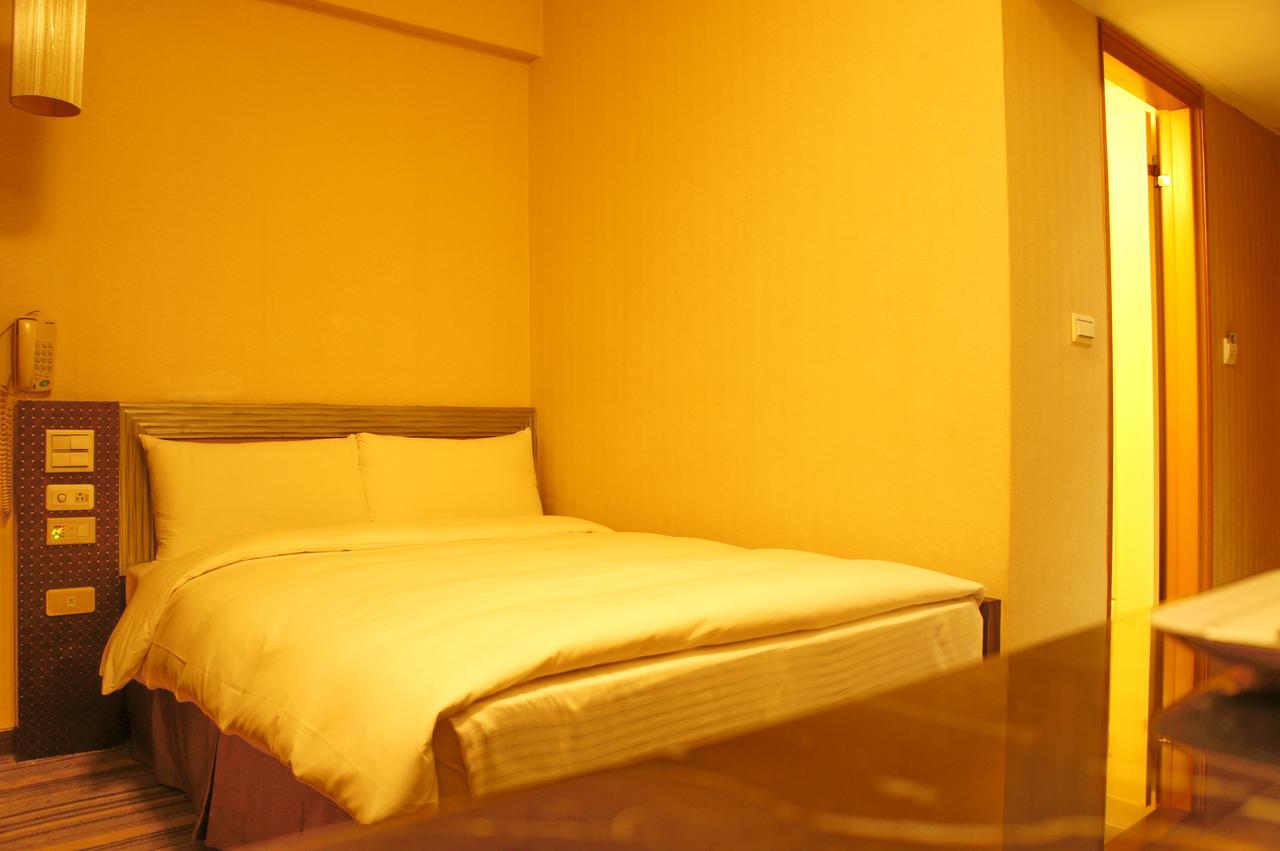 Country Garden Hotel Chiayi Exterior foto