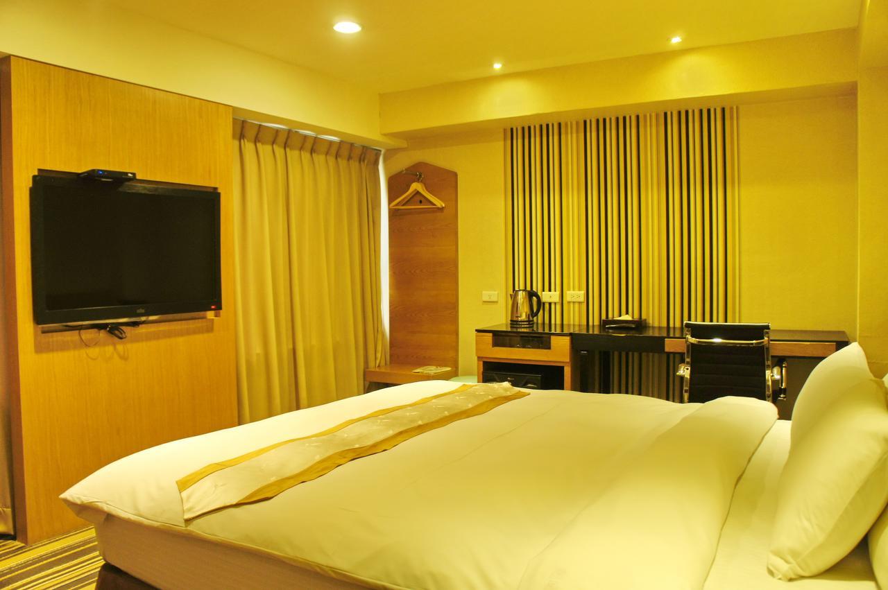 Country Garden Hotel Chiayi Exterior foto