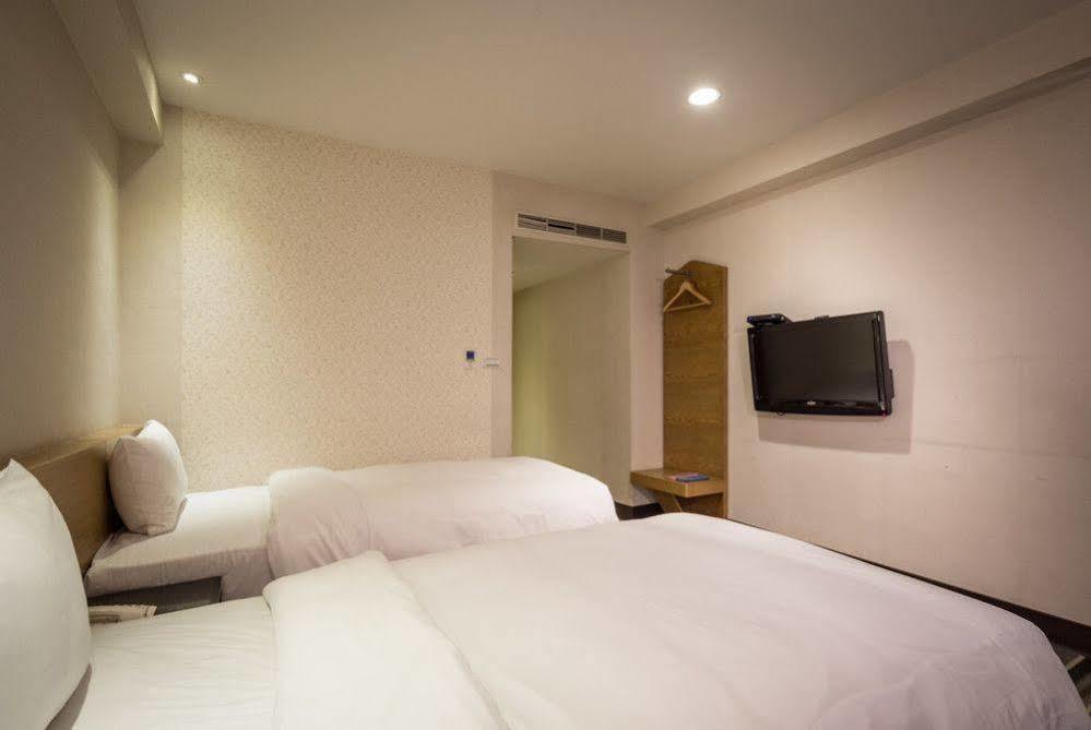 Country Garden Hotel Chiayi Exterior foto