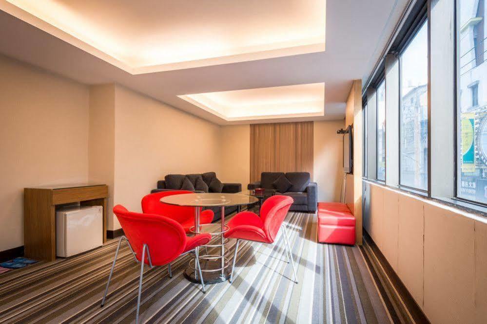 Country Garden Hotel Chiayi Exterior foto