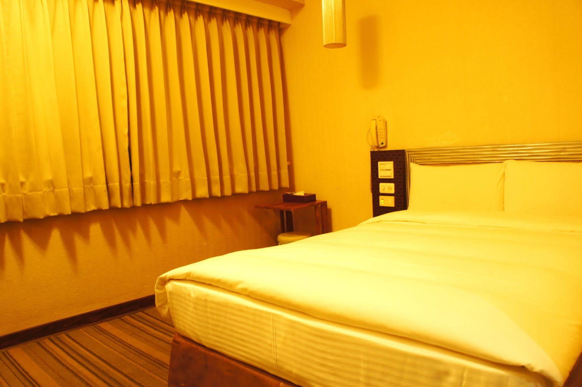 Country Garden Hotel Chiayi Exterior foto