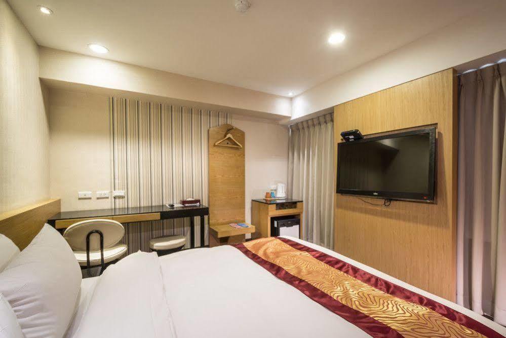 Country Garden Hotel Chiayi Exterior foto