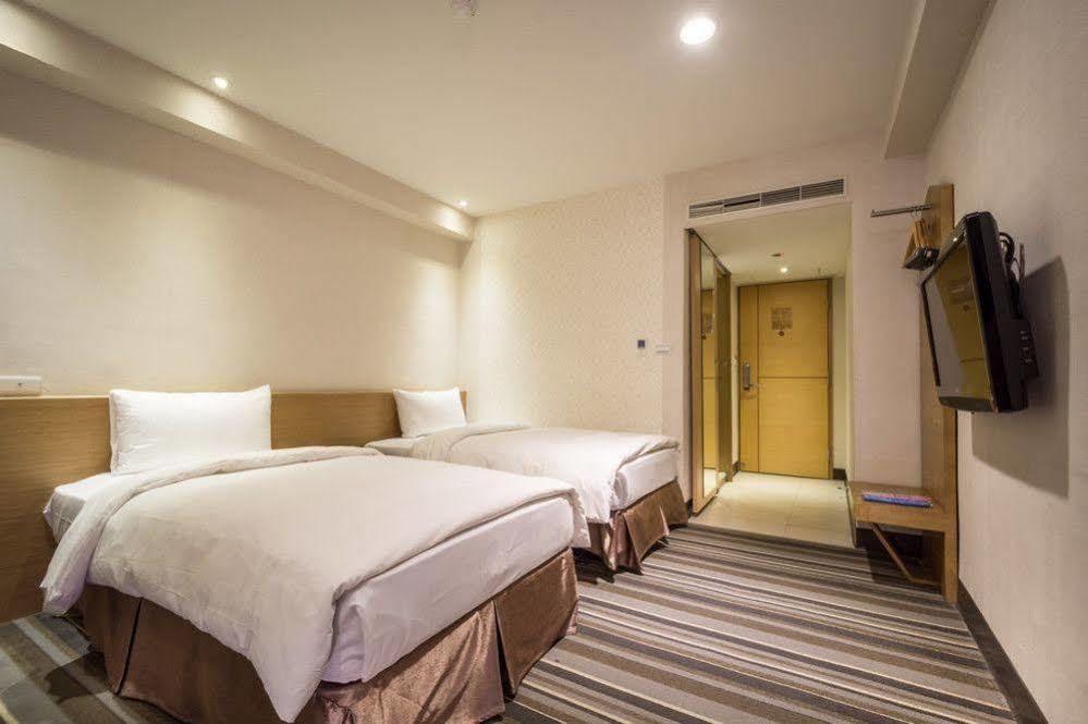 Country Garden Hotel Chiayi Exterior foto