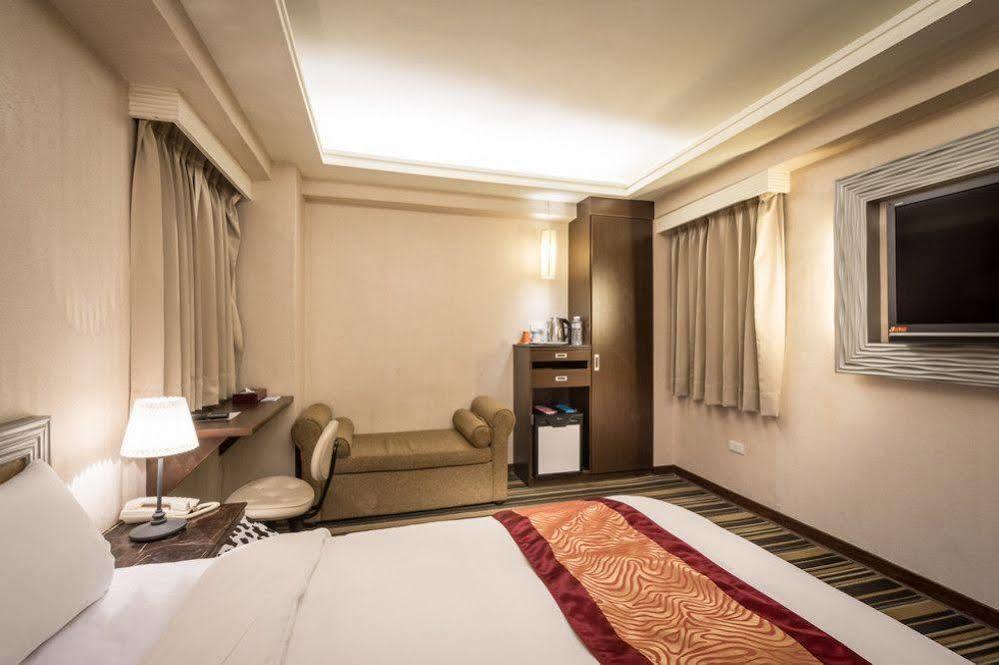 Country Garden Hotel Chiayi Exterior foto